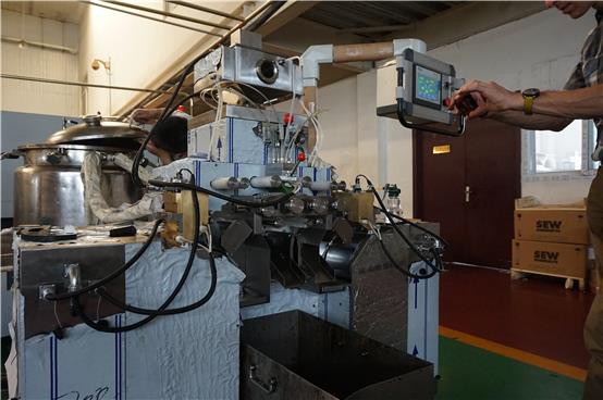 RotaryDieEncapsulationMachine1 RotaryDieEncapsulationMachine1