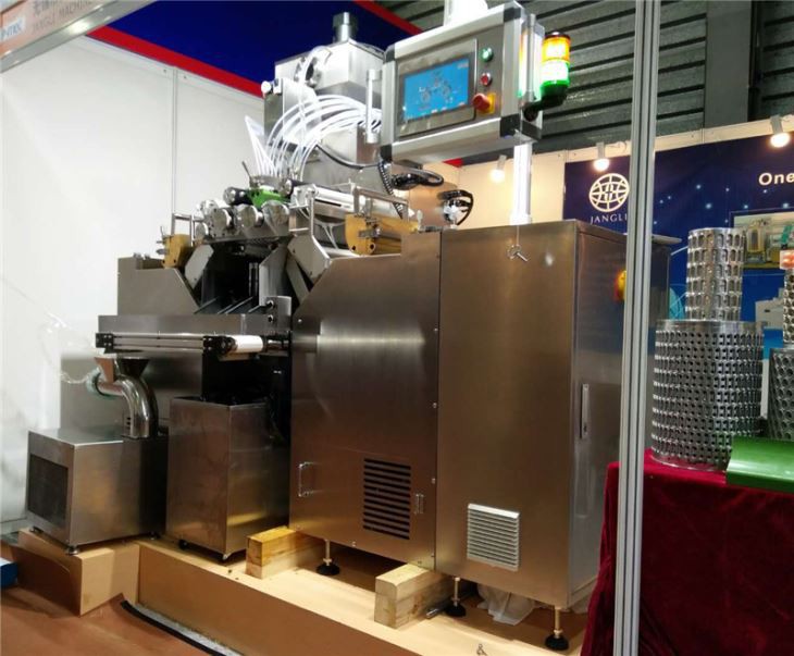 AutomaticStarchVegetarianSoftGelatinEncapsulationMachine AutomaticStarchVegetarianSoftGelatinEncapsulationMachine