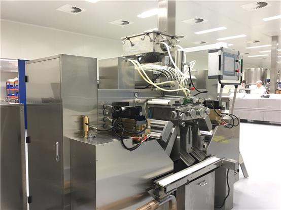 Máquina de llenado de tapas de gel